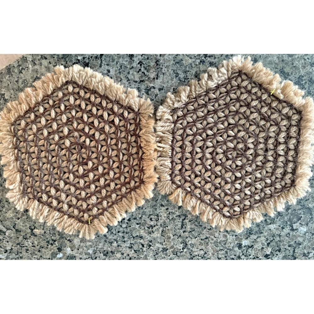 Vintage Handmade Daisy Loom Yarn Hot Pads Hexagon Trivets Brown Tan Set of 2